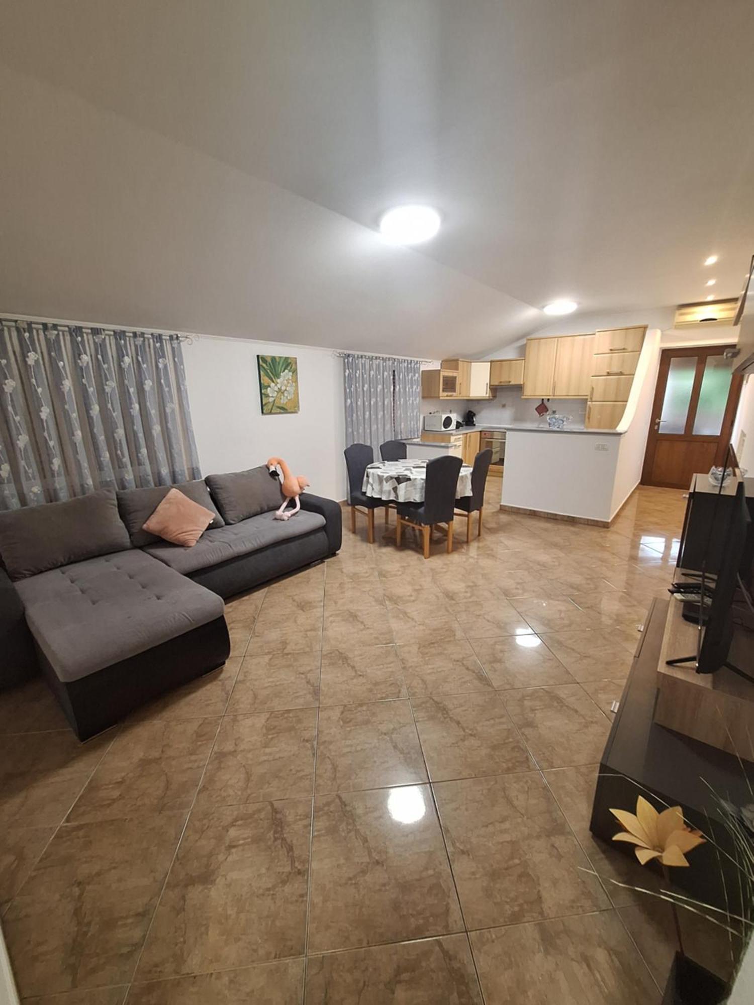 App Keti Umag Exterior foto